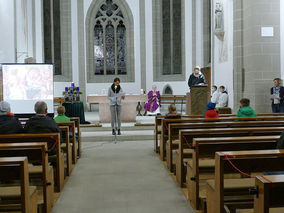 Familiengottesdienst zum 1. Advent (Foto: Karl-Franz Thiede)